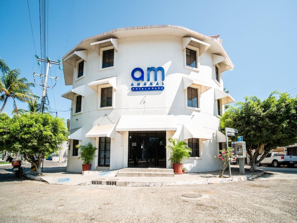 Am Amakal Hotel & Park Санта-Крус-Хуатулко Экстерьер фото