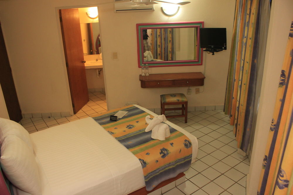 Am Amakal Hotel & Park Санта-Крус-Хуатулко Экстерьер фото